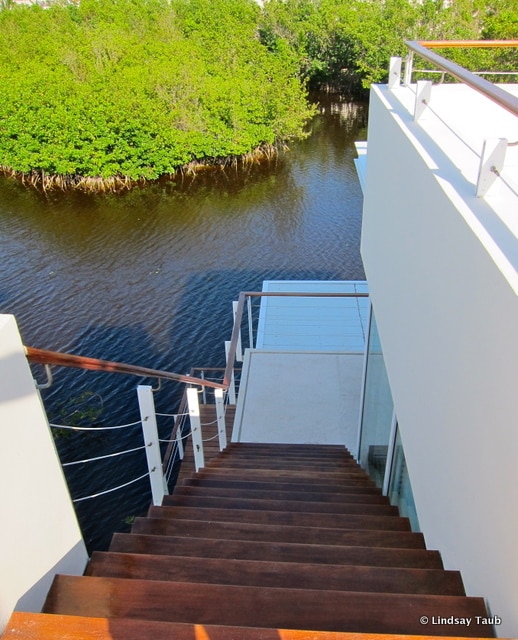 Steps to suite from roofdeck