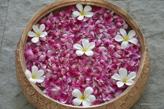 Fresh flowers can be found all over the spa