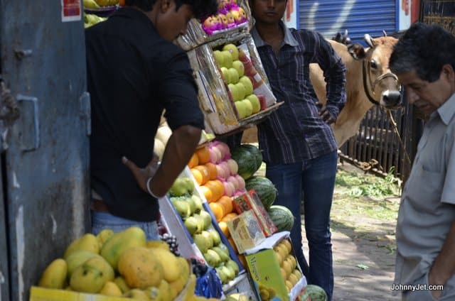 Fruit stand on Colaba Causeway