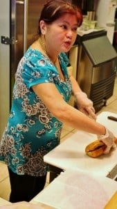 Mi Li Owner, Tat Nga, Making Bahn Mi