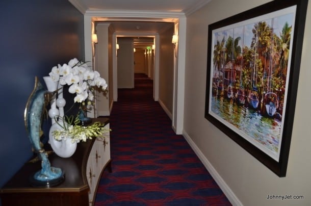 Delray Beach Marriott Villas hallway