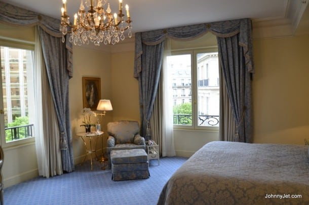 Four Seasons Hotel George V room