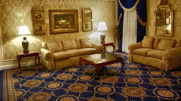 Living room in the Royal Suite, Saskatchewan Hotel (Credit: Bill Rockwell)
