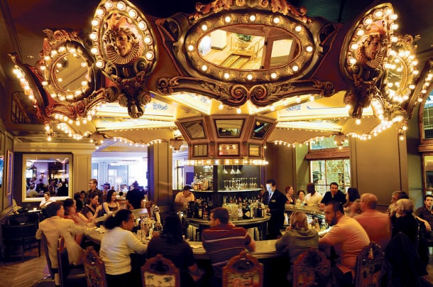 Carousel Bar & Lounge at Hotel Monteleone (Credit: Hotel Monteleone)
