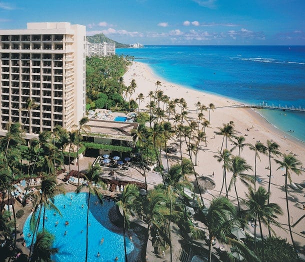 Kalia Tower Pool at the Pools at the Hilton Hawaiian Village