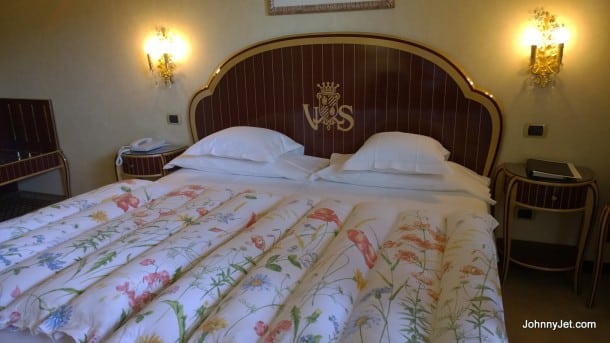 A classic room at Grand Hotel Villa Serbelloni