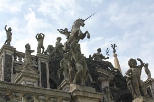 Sculpture gardens on Isola Bella