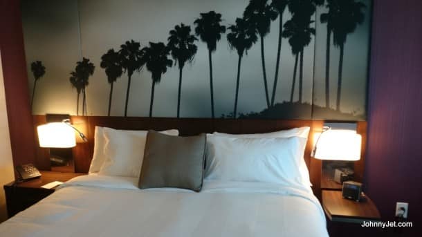 Residence Inn L.A. LIVE bed