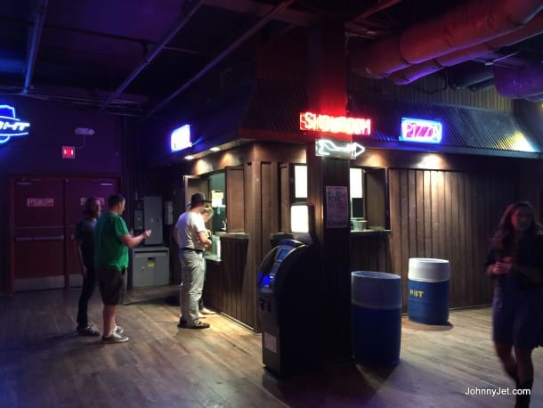 Pizza line at Billy Bob’s Texas