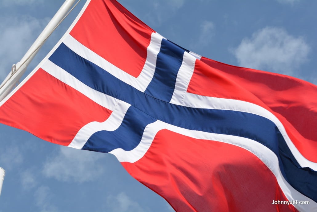 Norwegian flag on Viking Star 