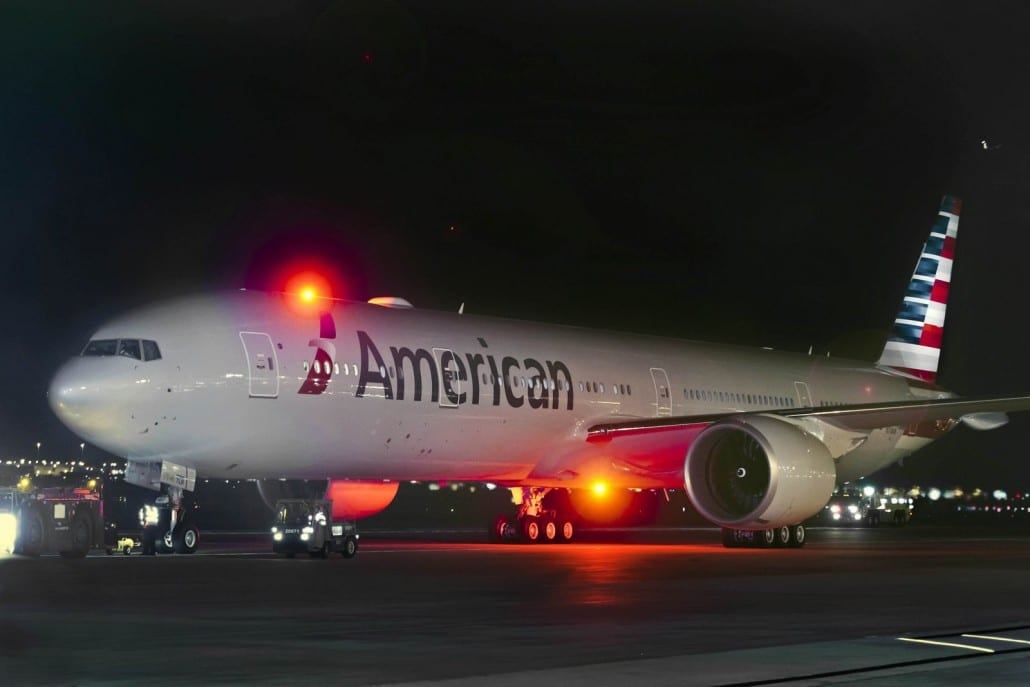 American Airlines 777