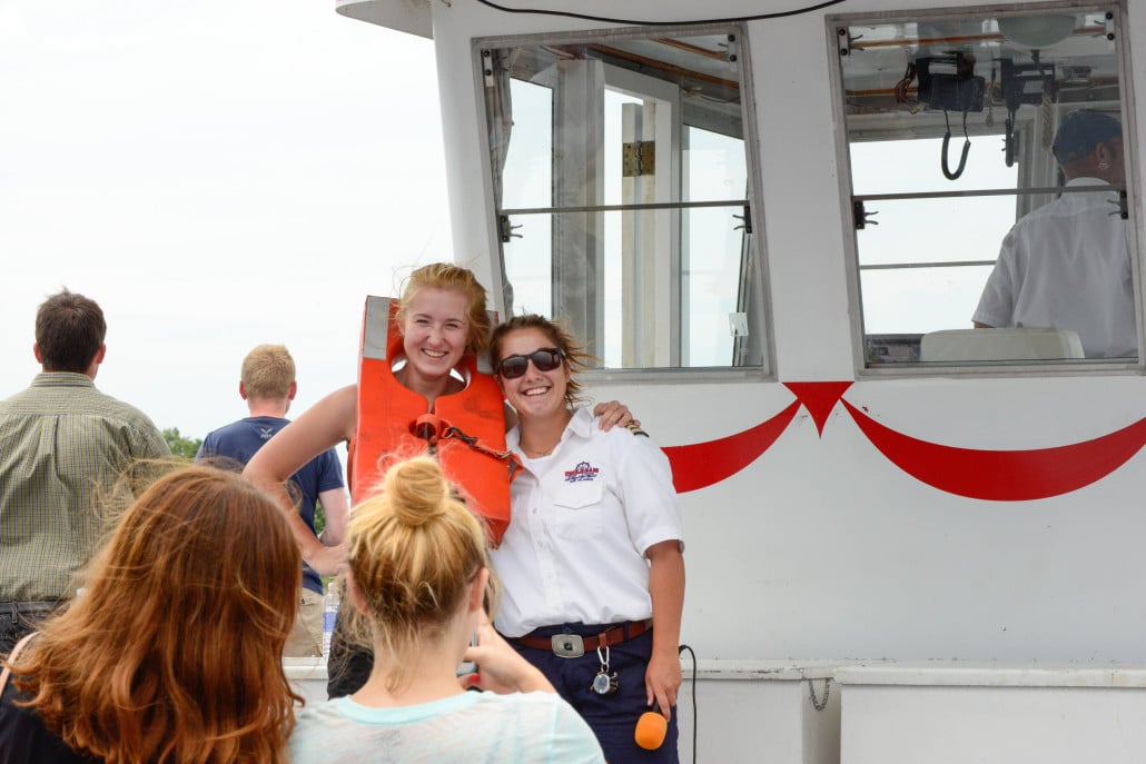 Tour guide Geneva Wagner kept us informed and entertained onboard the Alexandria Belle