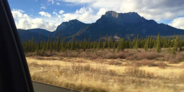 Road to Jasper from Edmonton with the best credit card rewards for road trips