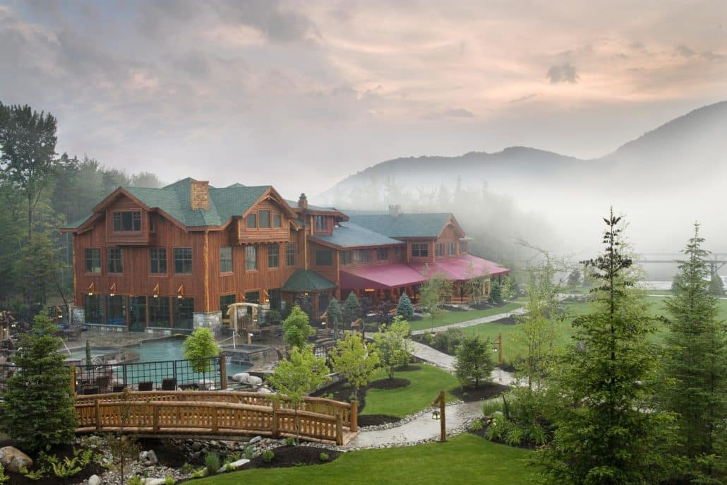 Whiteface Lodge’s "backyard" Clubhouse (Credit: Whiteface Lodge)