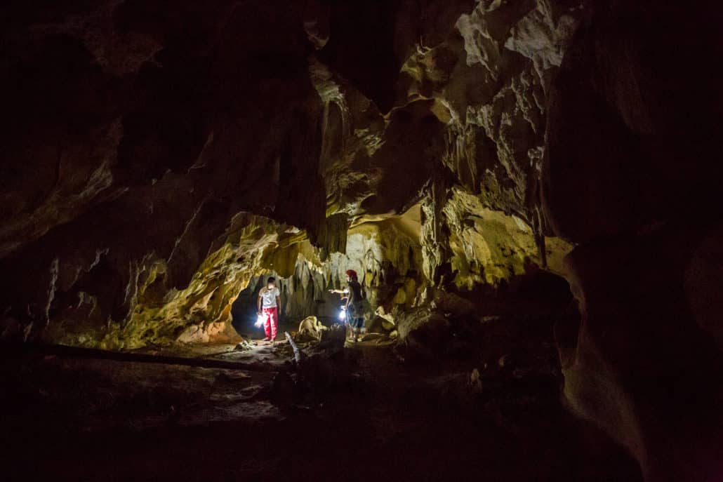 Philippines cave (Credit: Justin Weiler)