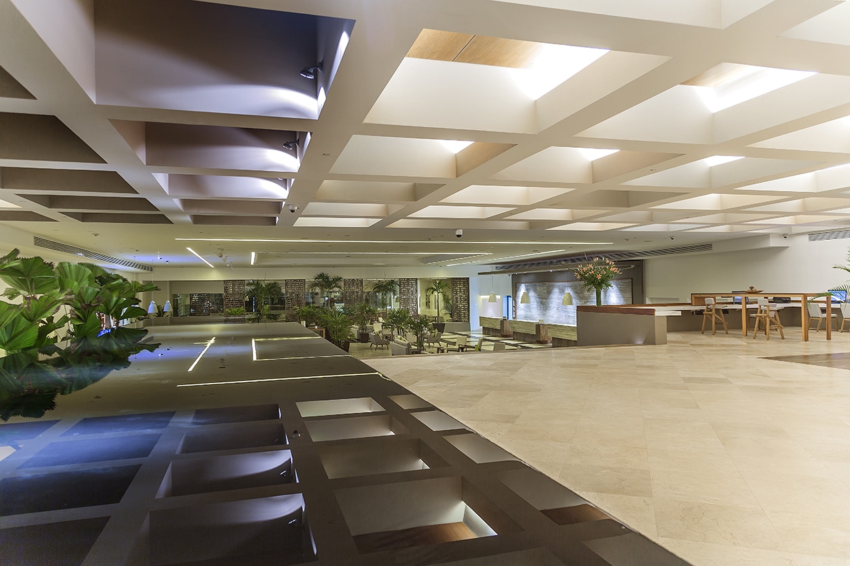 Luxe lobby