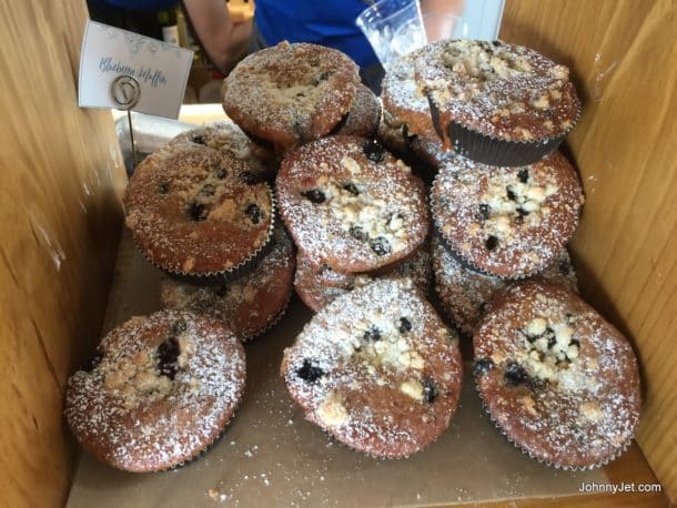 Blueberry Muffines at the Breakfast Buffet at Windsor Cottage at the Beach Village in Hotel del