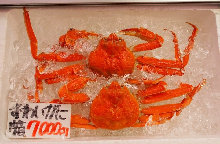 Crabs on ice at Omicho Market