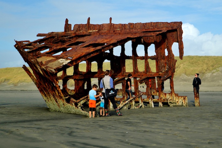 Wreck of the Peter Iredale near Astoria (Credit: Bill Rockwell)
