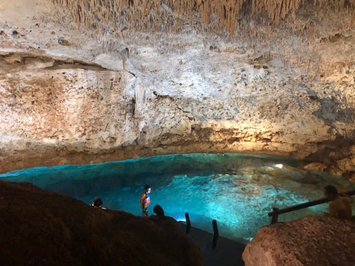 Cenote in Tres Reyes