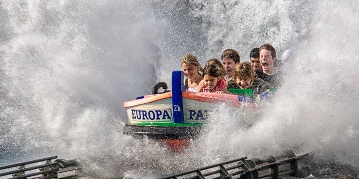 Best Credit Cards for Theme Parks