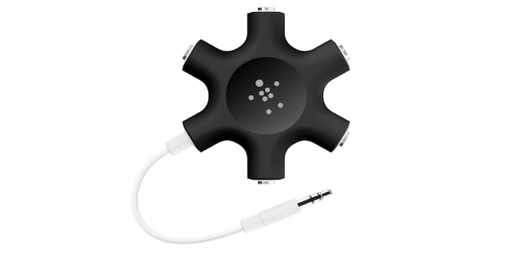 This 5-jack audio splitter lets five people listen to audio from one device