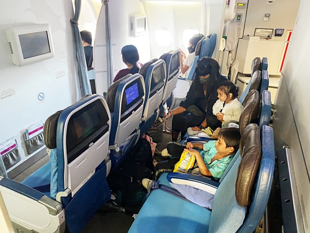 TRIP REPORT  Hawaiian Airlines A330-200 Extra Comfort LAX-HNL 