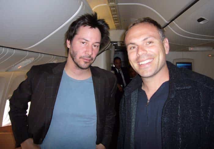 Keanu Reeves Interaction With Boy At Baggage Claim Goes Viral 2694