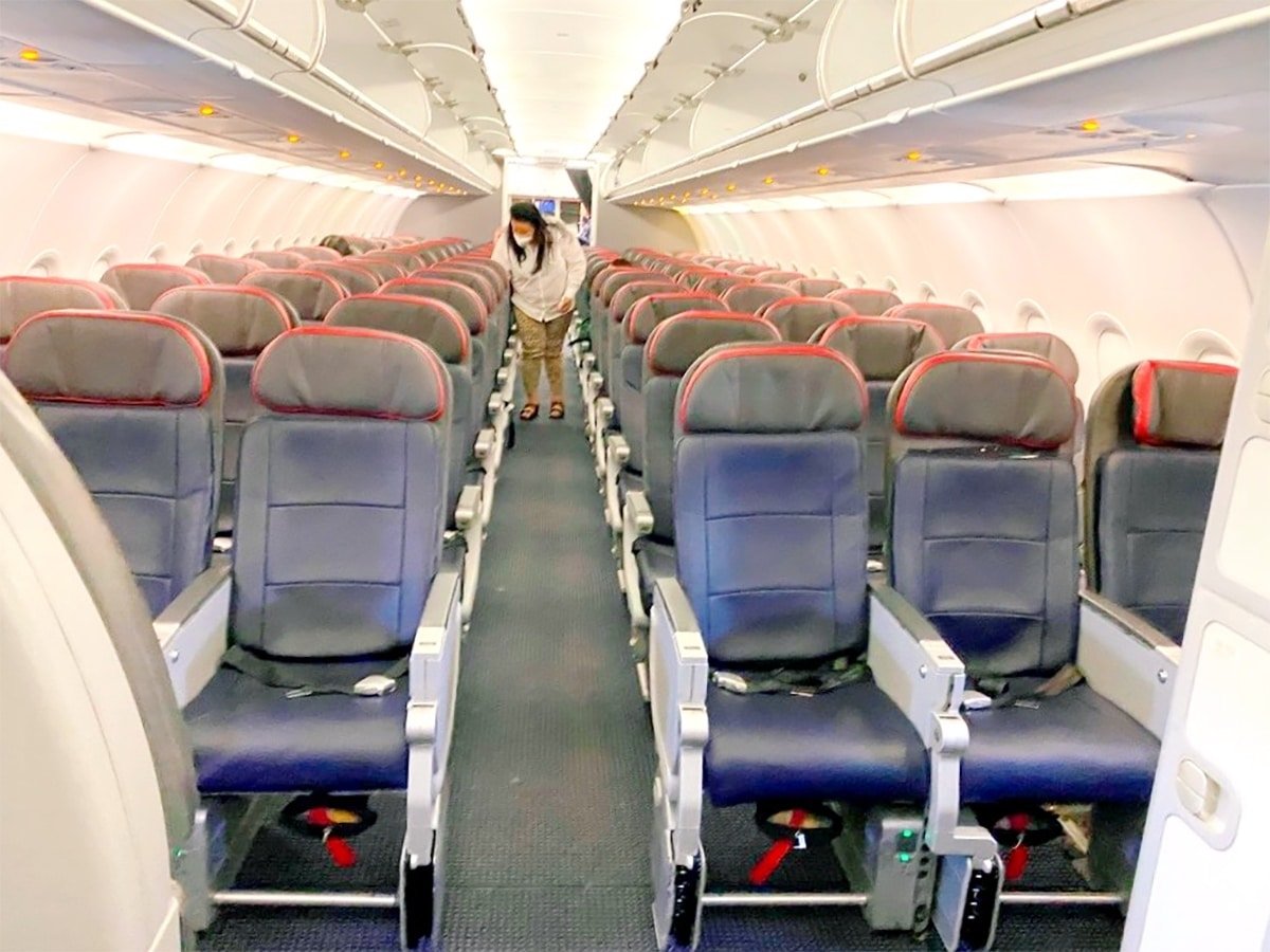 6 Hacks for Maximum Airplane Seat Comfort