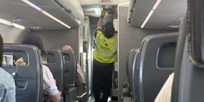 American Airlines flight from Los Angeles to Honolulu gets significantly delayed.