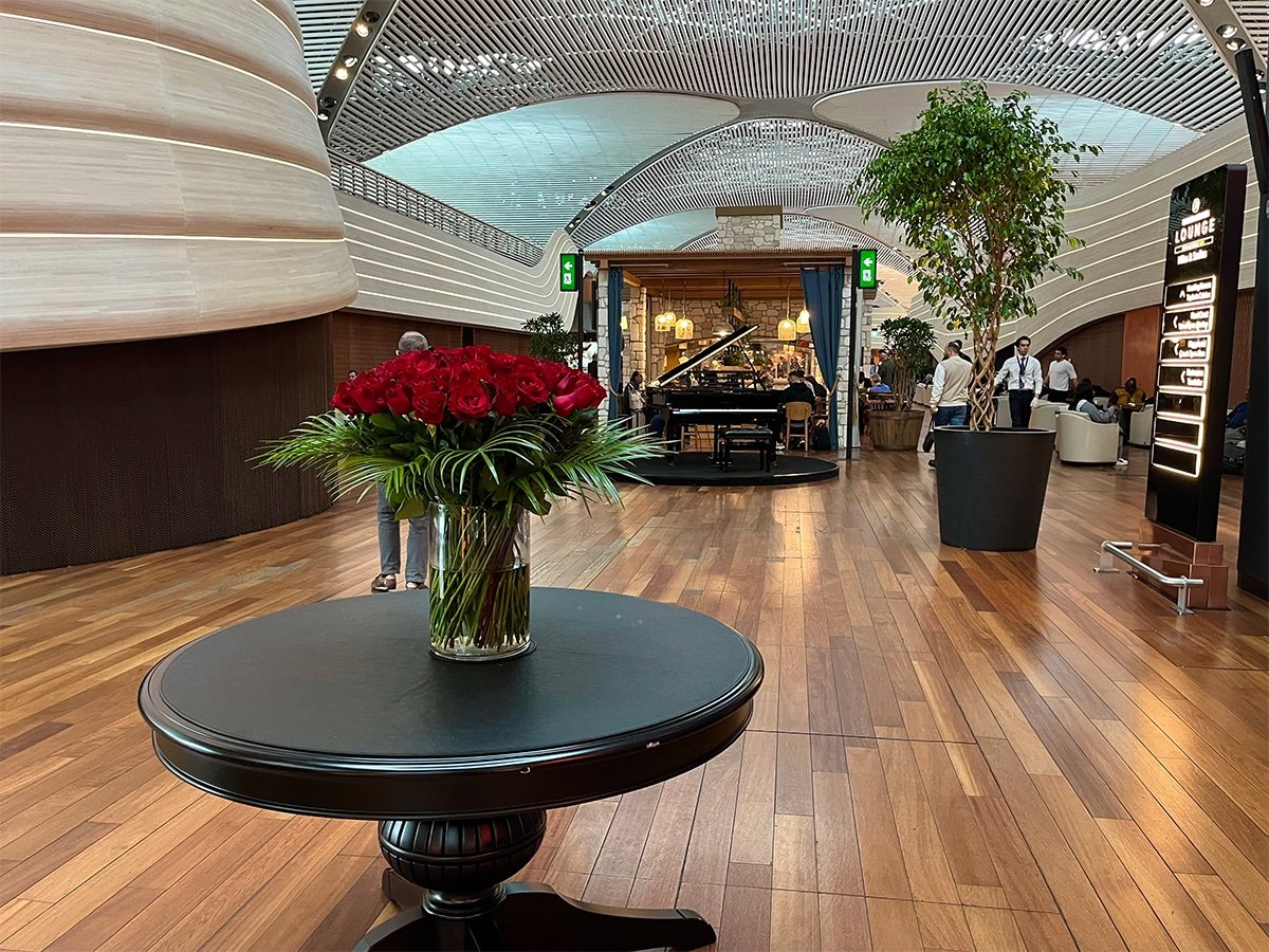 Entrance to Turkish Airlines Business Lounge in Istanbul.