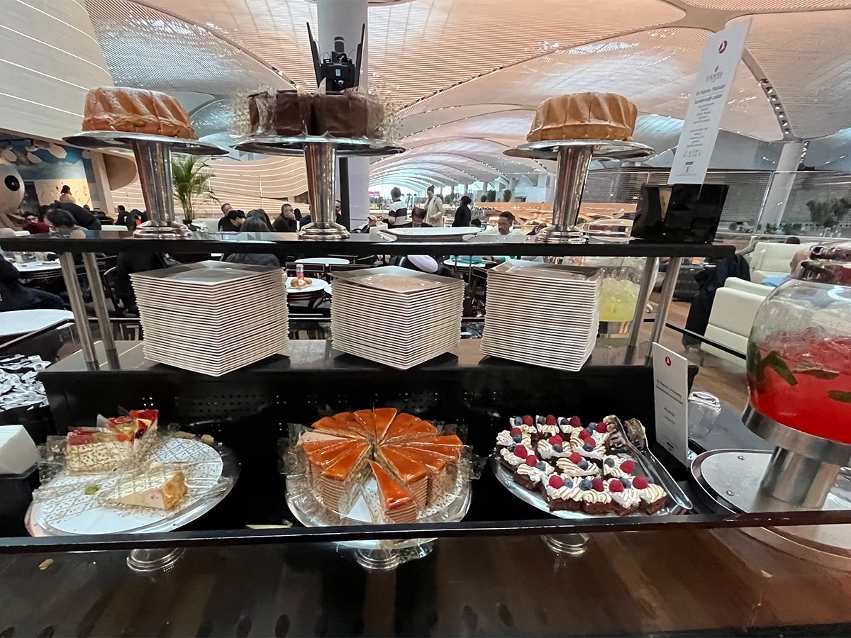 Turkish Airlines Business Lounge desserts.