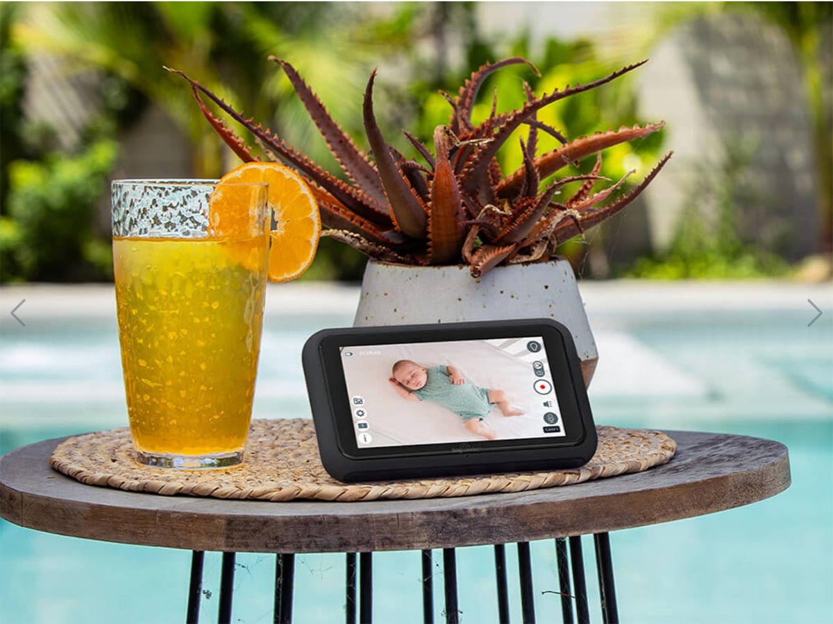 Tiny Traveler AI baby monitor.