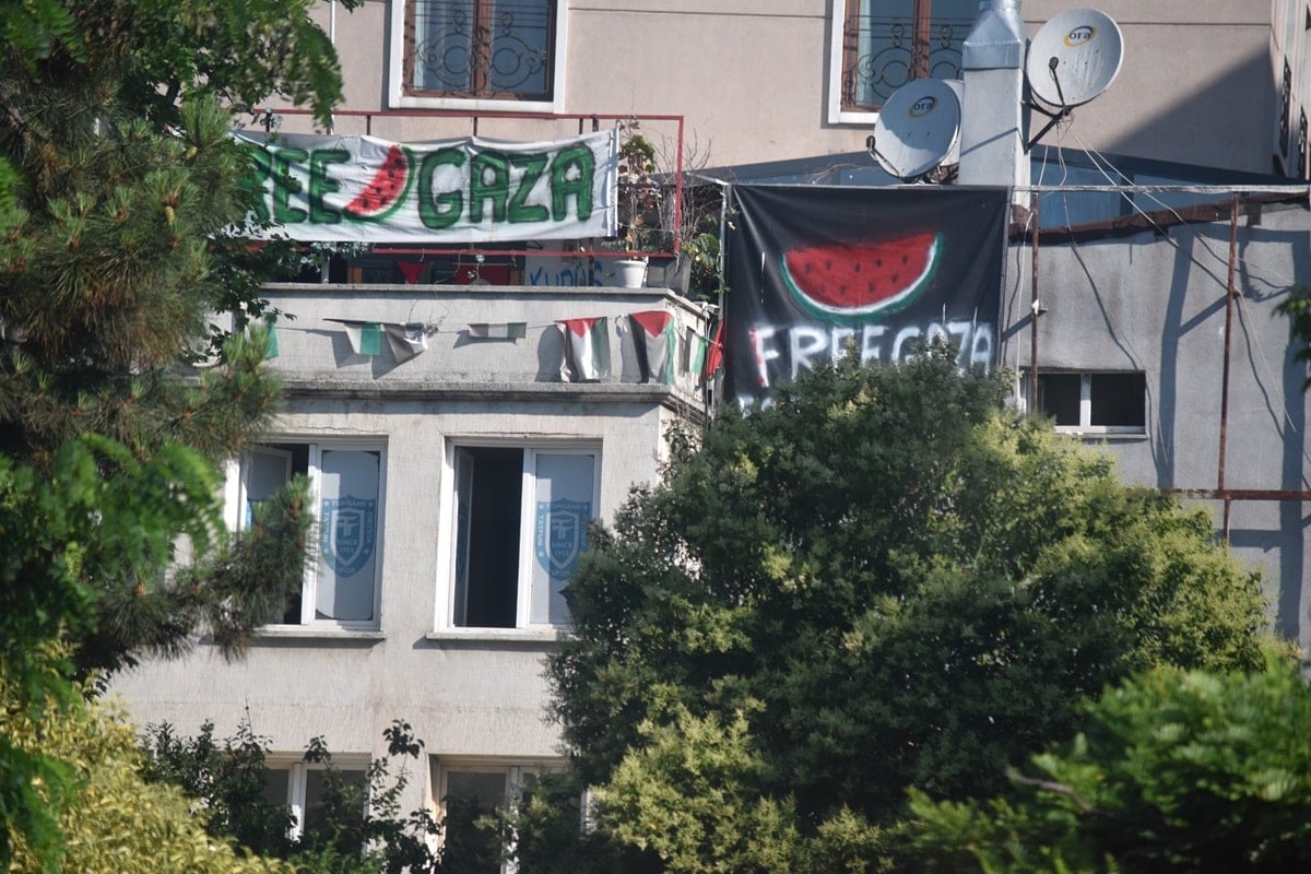 Free Gaza banners in Istanbul, Türkiye