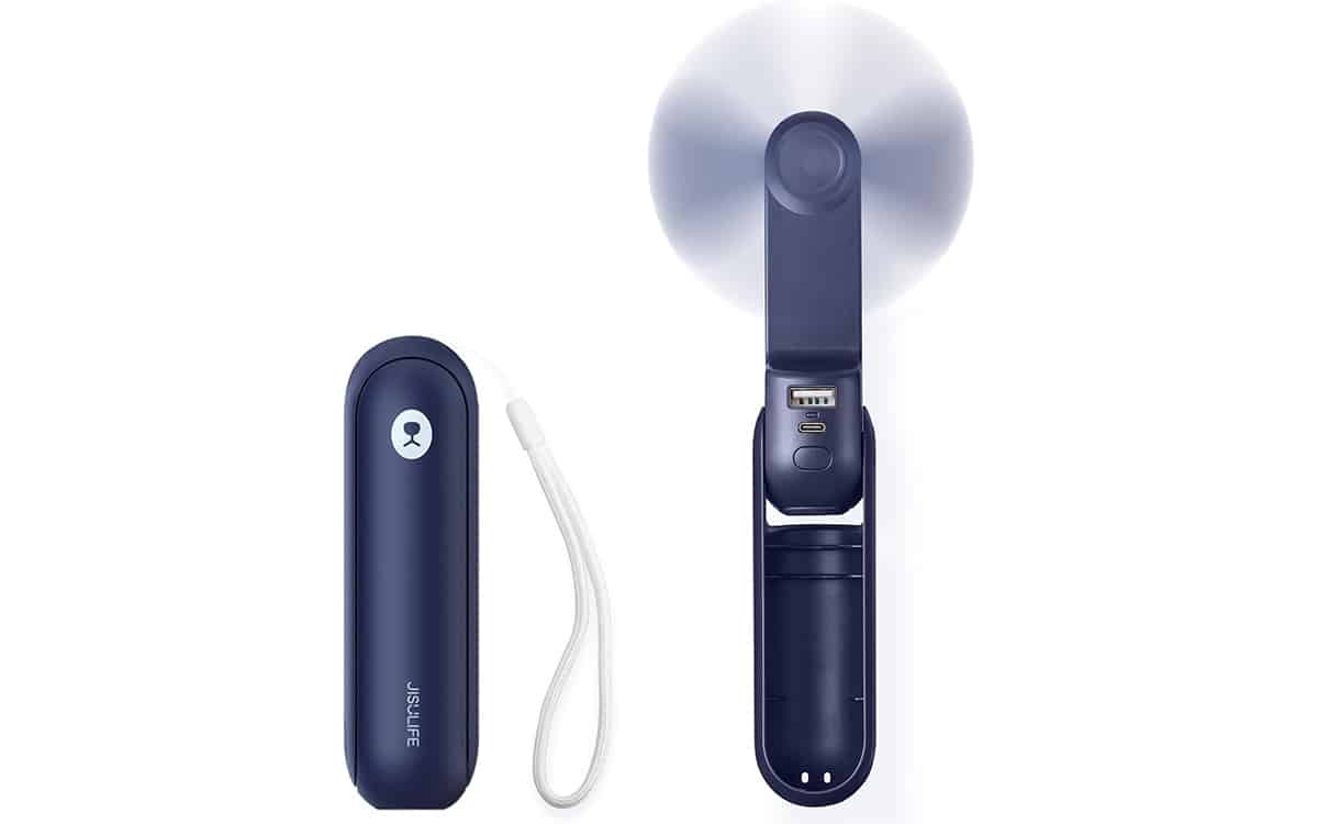 Portable fan for travel.