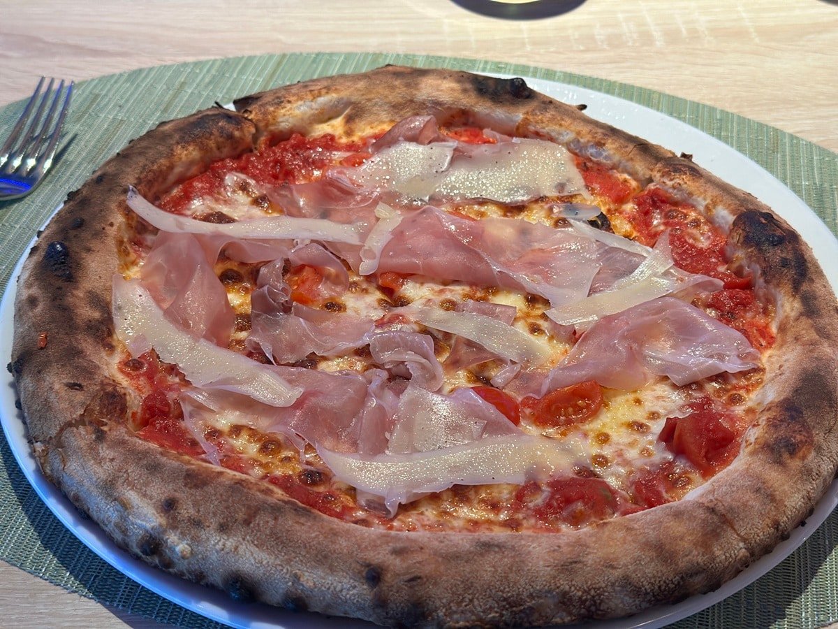 Sun Princess Alfredo's Pizza