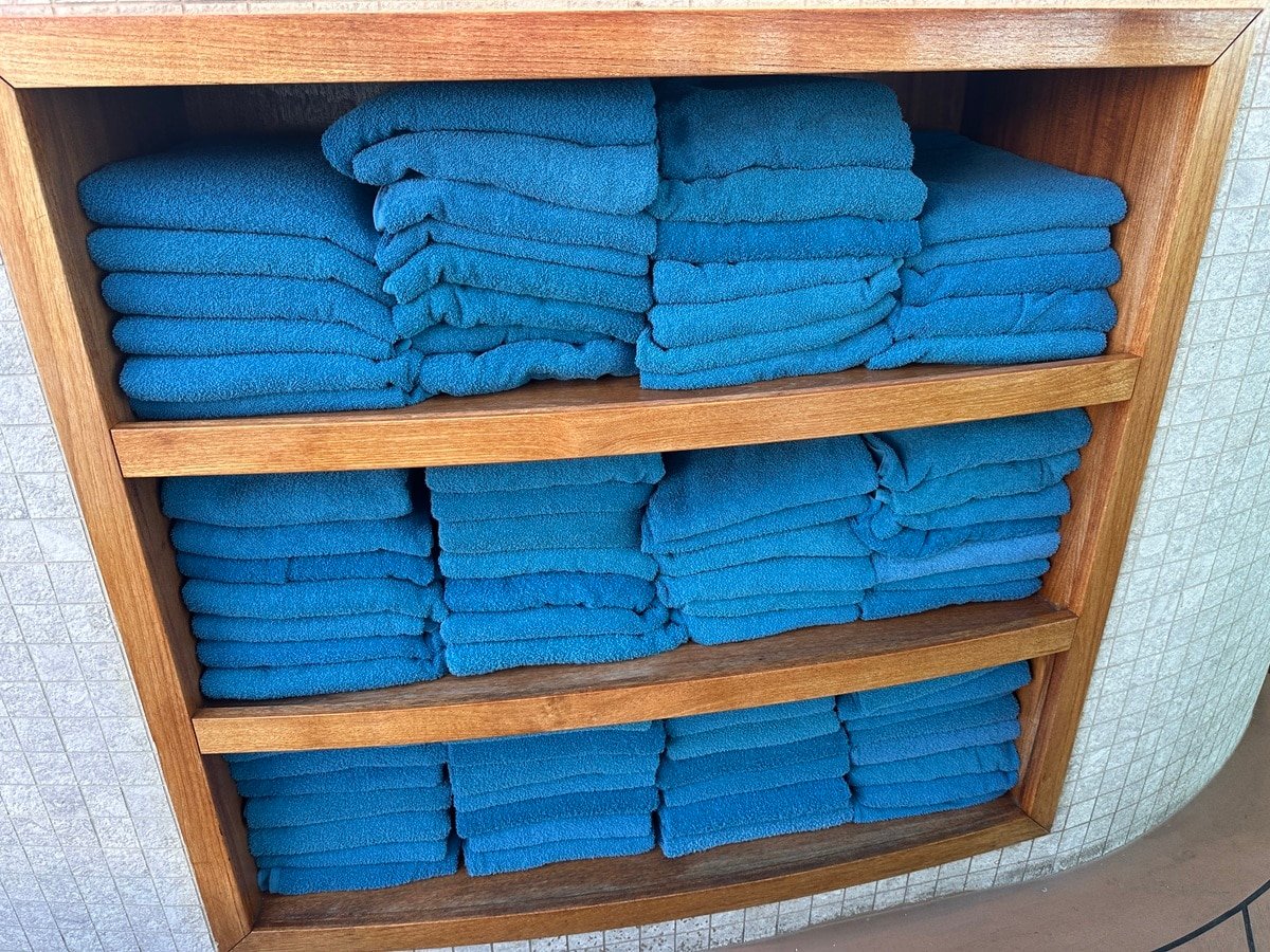 Sun Princess plenty of towels