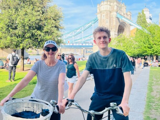 Lori & Ames on Breakaway Bike Tours jet setting through London with jetlag