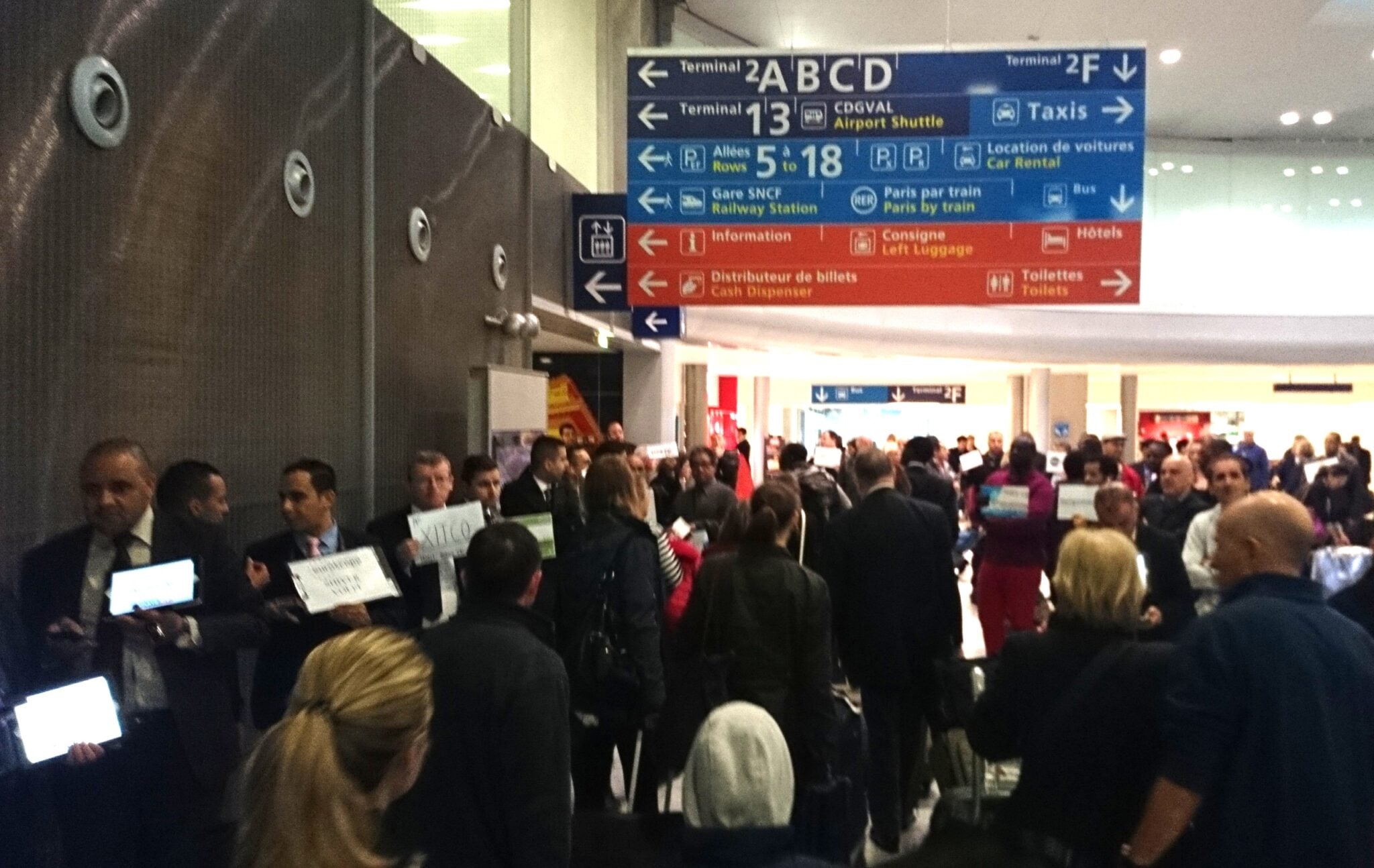 Arrivals at Paris' CDG airport