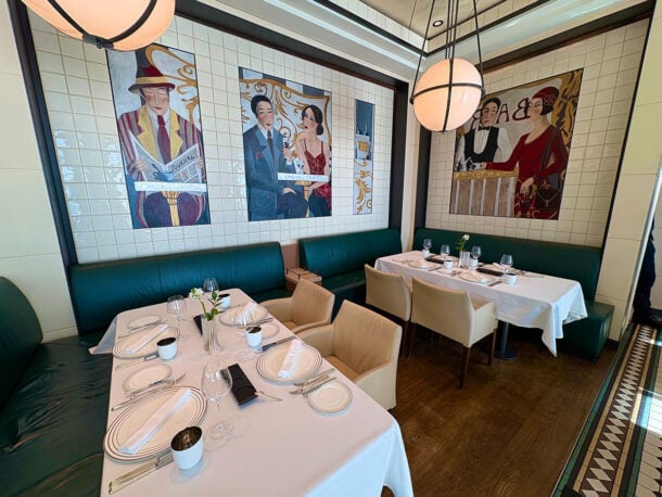 Tarragon restaurant on Europa 2 [Photo: Hapag-Lloyd Cruises]